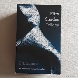🔥🔥🔥HOT🔥🔥🔥 Fifty Shades Trilogy by EL James